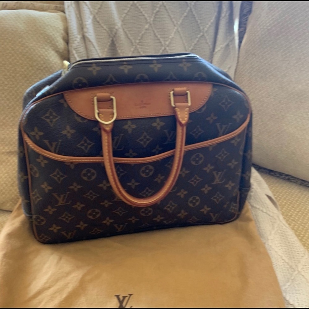 Louis Vuitton bag